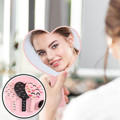 femme apprécie maquillage avec miroir de poche maxima nomade