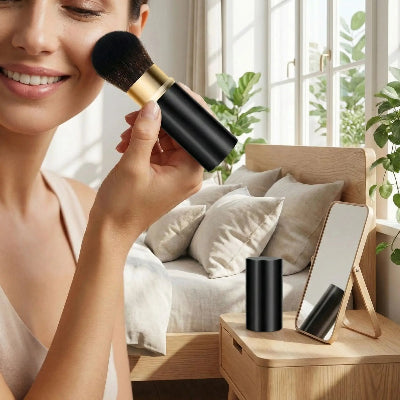 femme estompe produit maquillage avec  pinceau maquillage retractable gamma