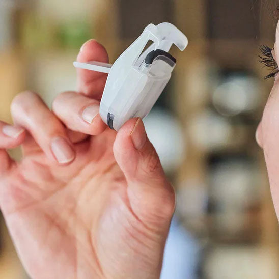 mini-recourbe-cils-beta-professionnel-ergonomique