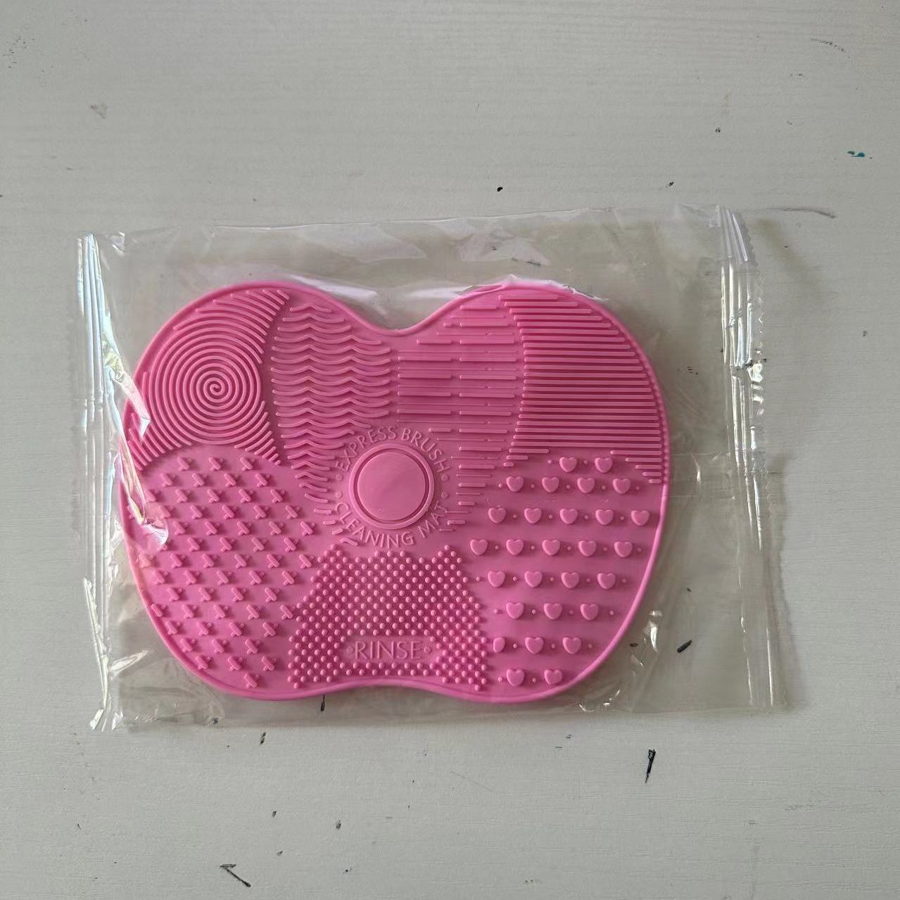 nettoyeur-de-pinceaux-de-maquillage-alpha-rose