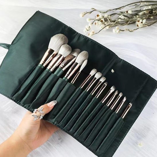 Pinceaux maquillage | Lambda professionnel- Planète Beauté