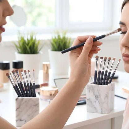 pinceaux-maquillage-pour-les-yeux-alpha-ergonomique