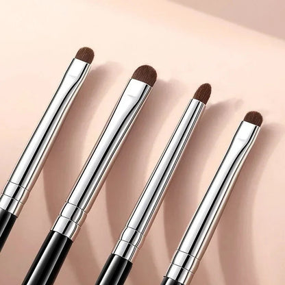 pinceaux-maquillage-pour-les-yeux-beta-outil-indispensable-maquillage