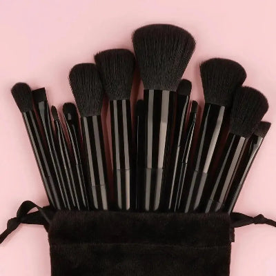set de pinceaux maquillage professionnel alpha noir