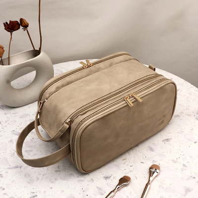  trousse à maquillage beta professionnel camel