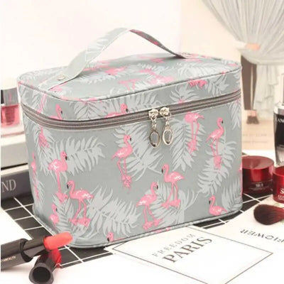 Trousse maquillage gamma professionnel gris flamant