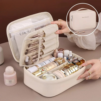 Trousse maquillage​ thêta professionnel couleur beige